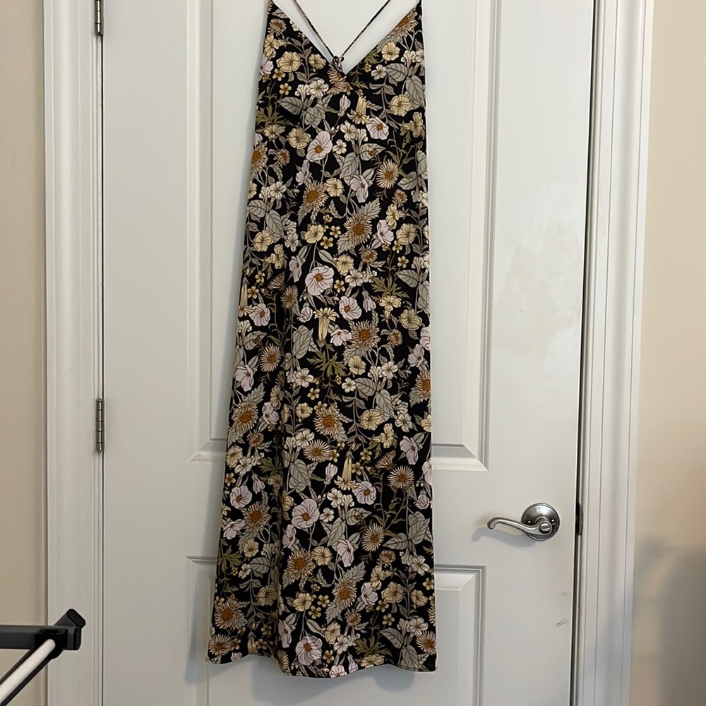 Black Floral Criss-Cross Midi Dress